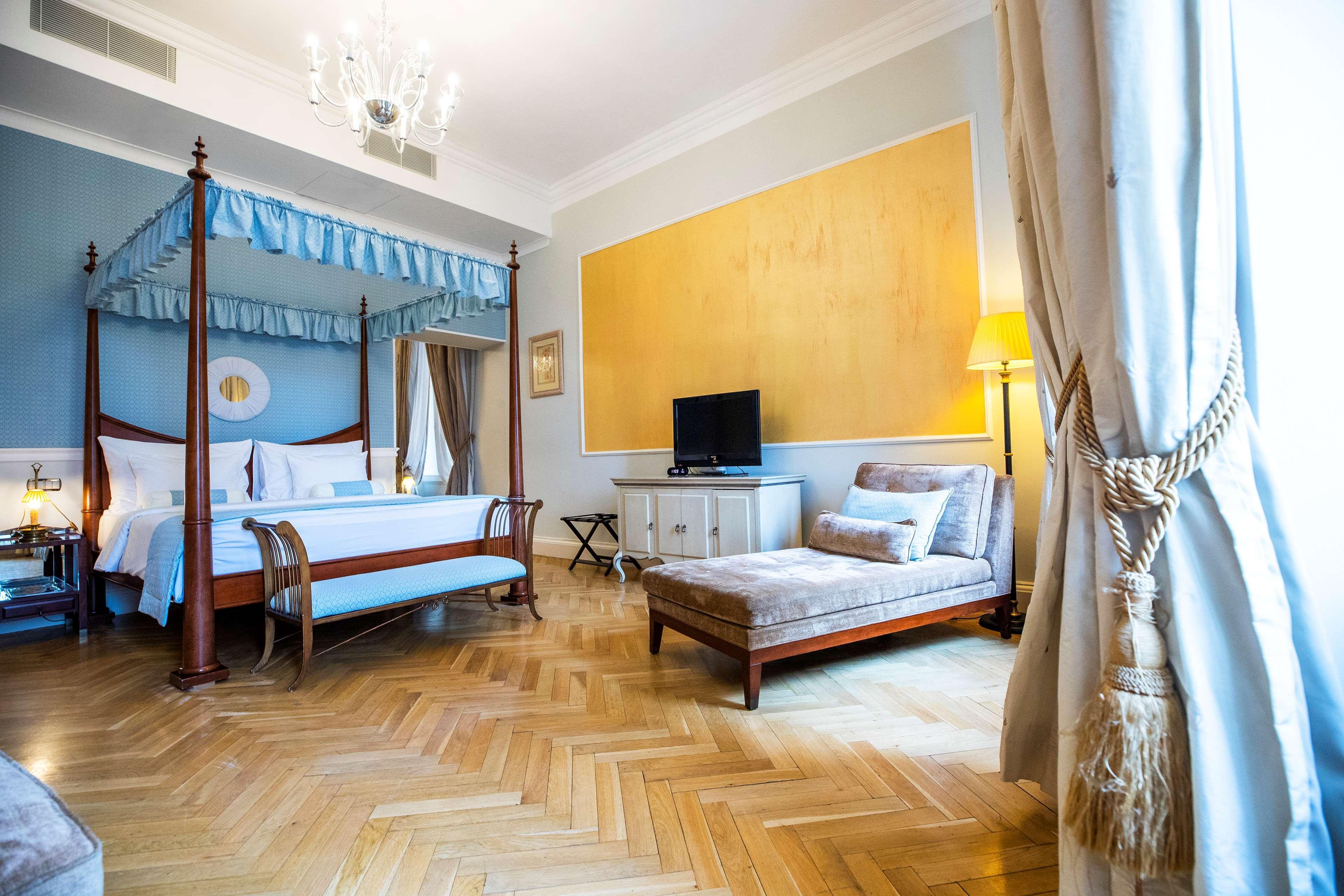 Hotel The Mozart 5*